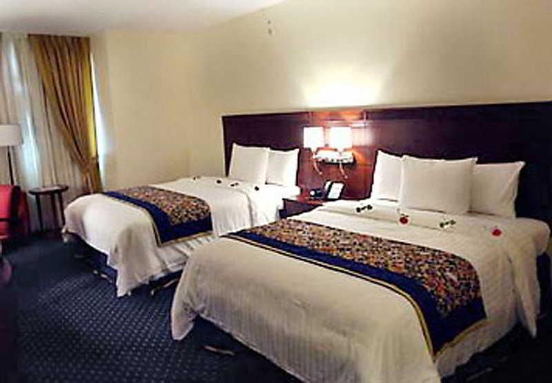 Hodelpa Garden Court Hotel Santiago De Los Caballeros Ruang foto
