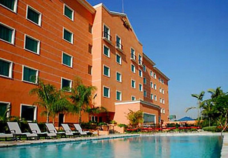 Hodelpa Garden Court Hotel Santiago De Los Caballeros Bagian luar foto